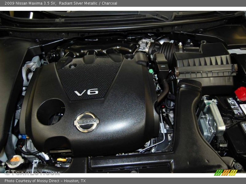 Radiant Silver Metallic / Charcoal 2009 Nissan Maxima 3.5 SV