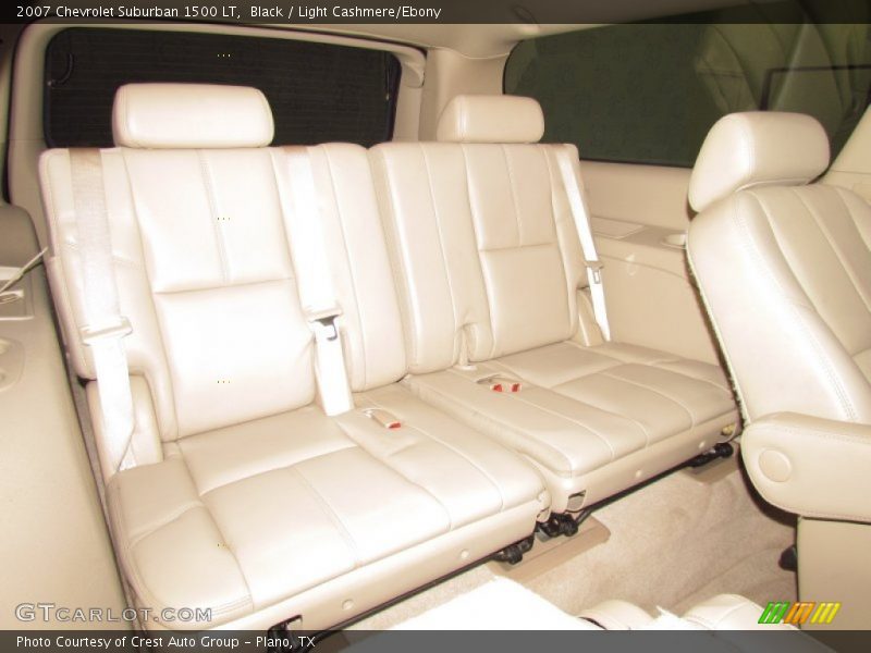  2007 Suburban 1500 LT Light Cashmere/Ebony Interior