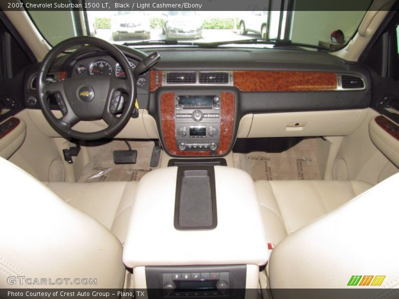 Dashboard of 2007 Suburban 1500 LT