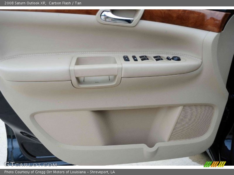 Carbon Flash / Tan 2008 Saturn Outlook XR