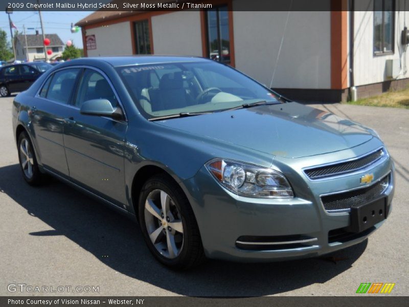 Front 3/4 View of 2009 Malibu Hybrid Sedan