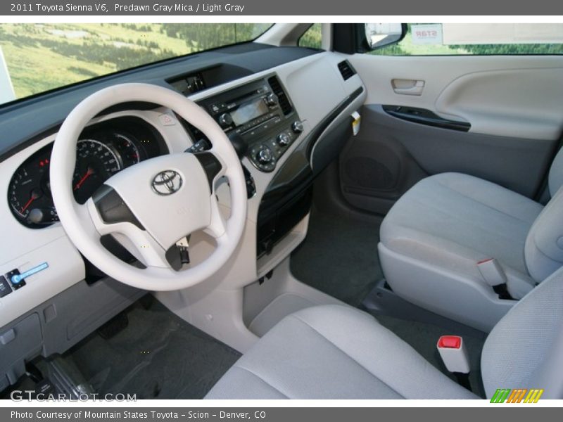  2011 Sienna V6 Light Gray Interior