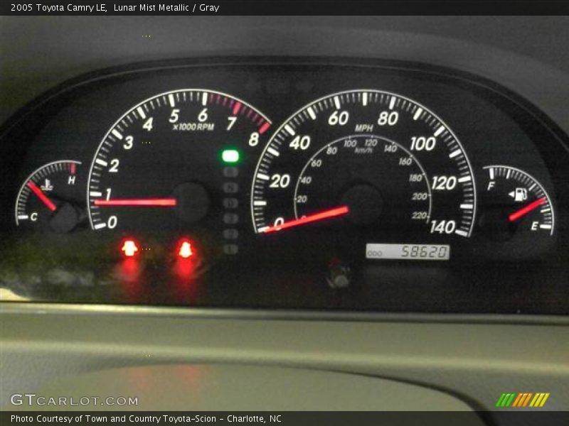 Lunar Mist Metallic / Gray 2005 Toyota Camry LE