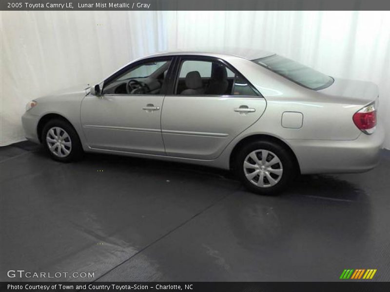 Lunar Mist Metallic / Gray 2005 Toyota Camry LE