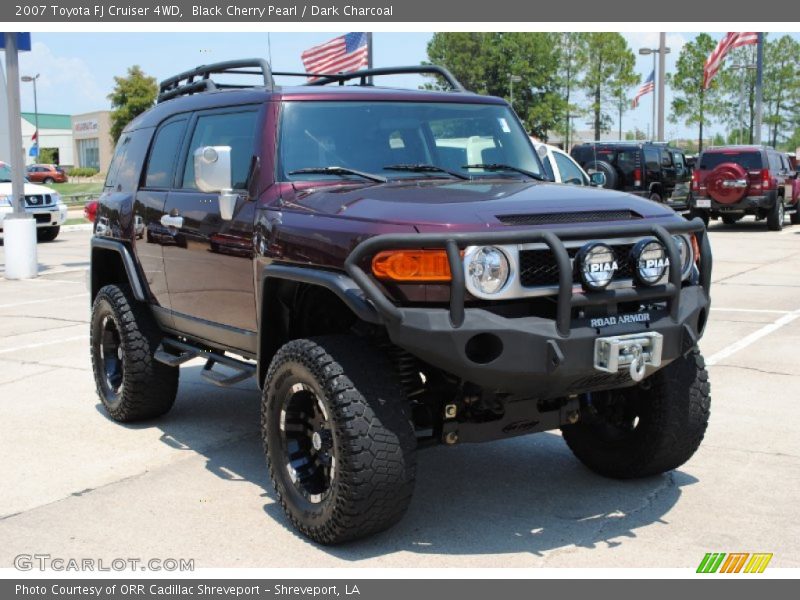 Front 3/4 View of 2007 FJ Cruiser 4WD