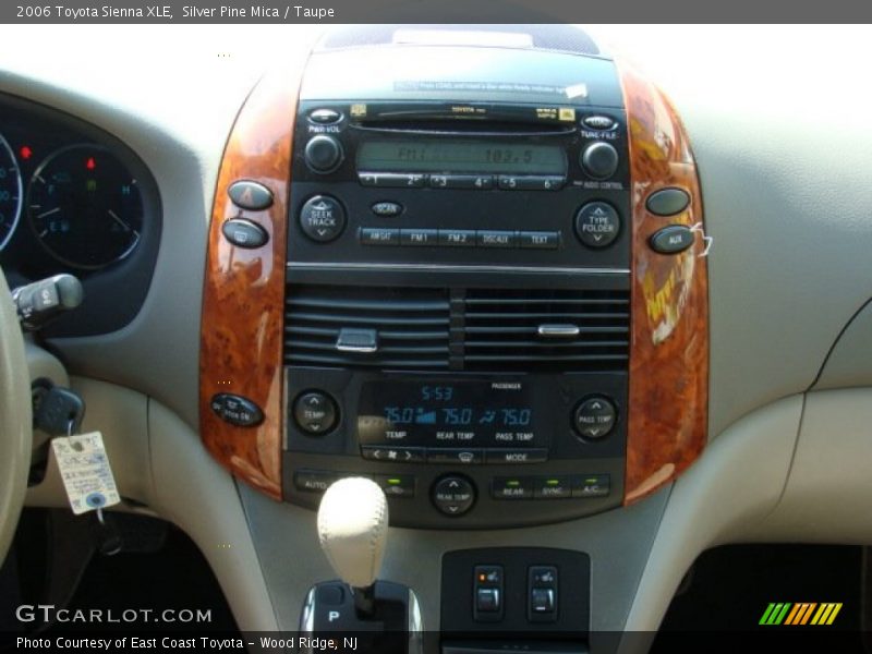 Silver Pine Mica / Taupe 2006 Toyota Sienna XLE