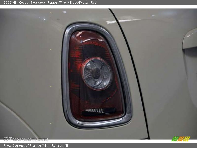 Pepper White / Black/Rooster Red 2009 Mini Cooper S Hardtop
