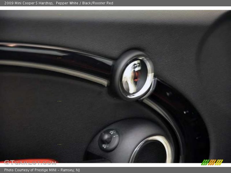 Pepper White / Black/Rooster Red 2009 Mini Cooper S Hardtop
