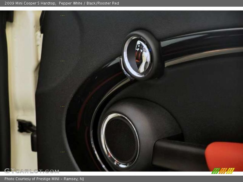 Pepper White / Black/Rooster Red 2009 Mini Cooper S Hardtop