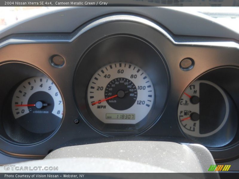 Canteen Metallic Green / Gray 2004 Nissan Xterra SE 4x4