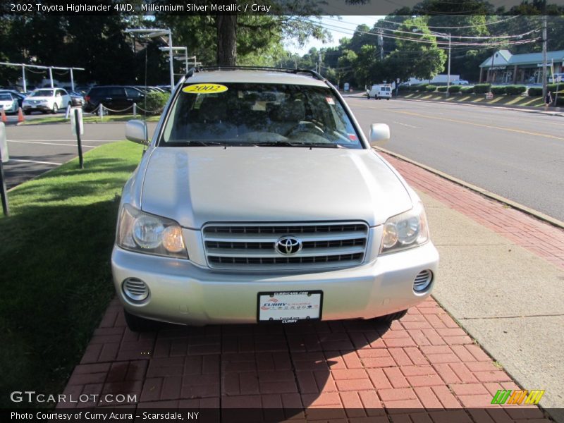 Millennium Silver Metallic / Gray 2002 Toyota Highlander 4WD