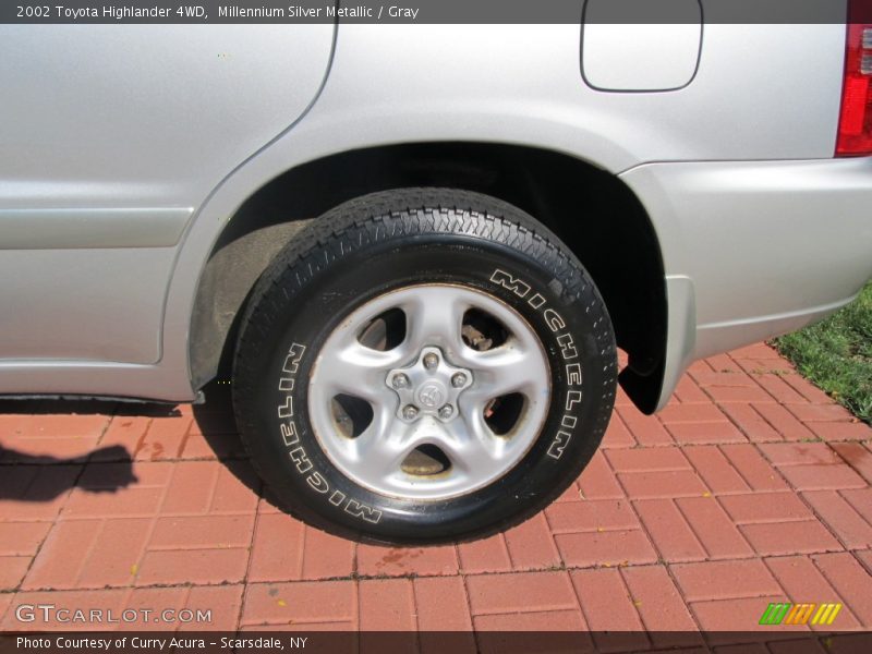 Millennium Silver Metallic / Gray 2002 Toyota Highlander 4WD
