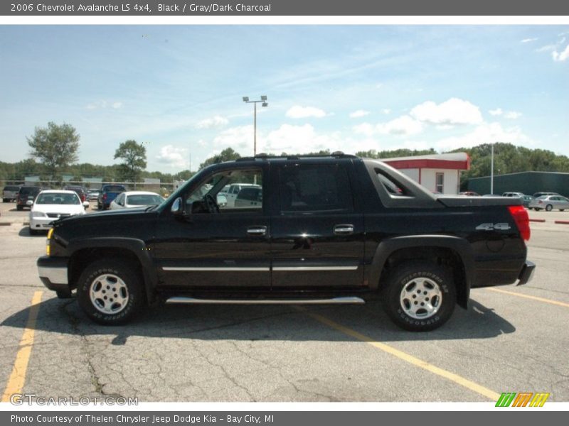 Black / Gray/Dark Charcoal 2006 Chevrolet Avalanche LS 4x4