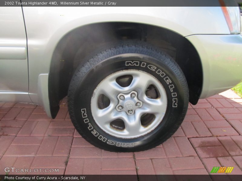 Millennium Silver Metallic / Gray 2002 Toyota Highlander 4WD