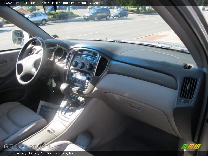 Millennium Silver Metallic / Gray 2002 Toyota Highlander 4WD