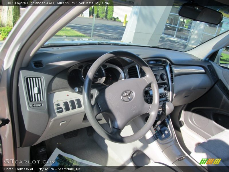 Millennium Silver Metallic / Gray 2002 Toyota Highlander 4WD