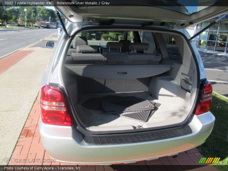 Millennium Silver Metallic / Gray 2002 Toyota Highlander 4WD