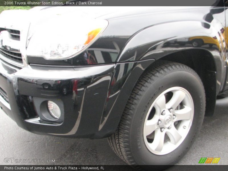 Black / Dark Charcoal 2006 Toyota 4Runner Sport Edition