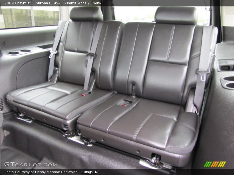  2009 Suburban LS 4x4 Ebony Interior