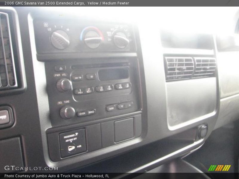Yellow / Medium Pewter 2006 GMC Savana Van 2500 Extended Cargo