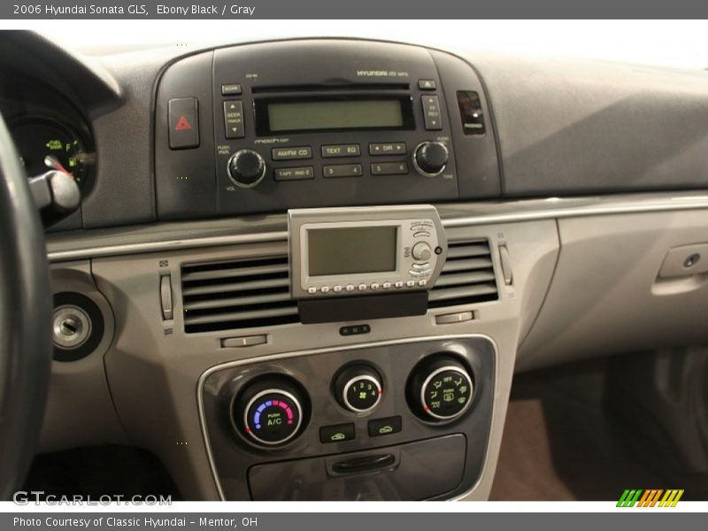 Ebony Black / Gray 2006 Hyundai Sonata GLS