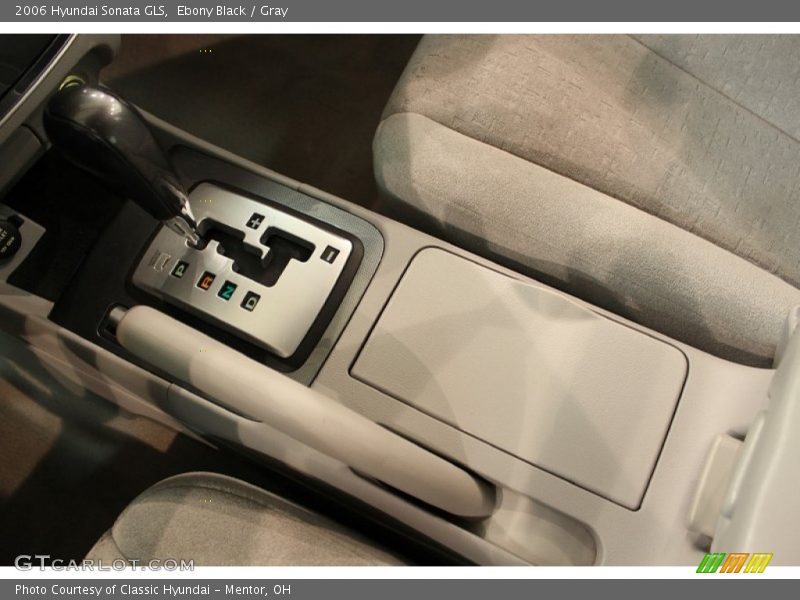 Ebony Black / Gray 2006 Hyundai Sonata GLS