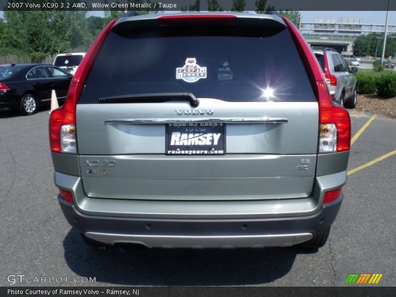 Willow Green Metallic / Taupe 2007 Volvo XC90 3.2 AWD