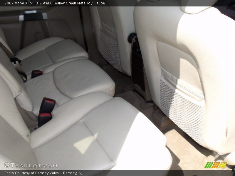 Willow Green Metallic / Taupe 2007 Volvo XC90 3.2 AWD