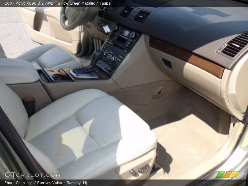 Willow Green Metallic / Taupe 2007 Volvo XC90 3.2 AWD