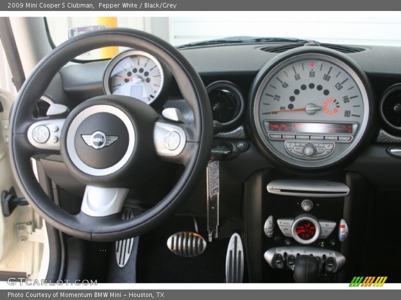 Pepper White / Black/Grey 2009 Mini Cooper S Clubman