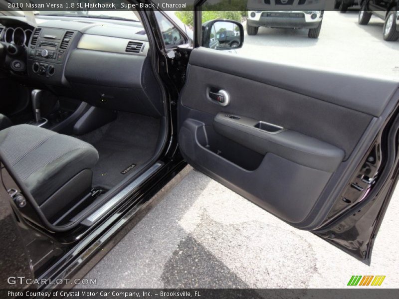 Super Black / Charcoal 2010 Nissan Versa 1.8 SL Hatchback