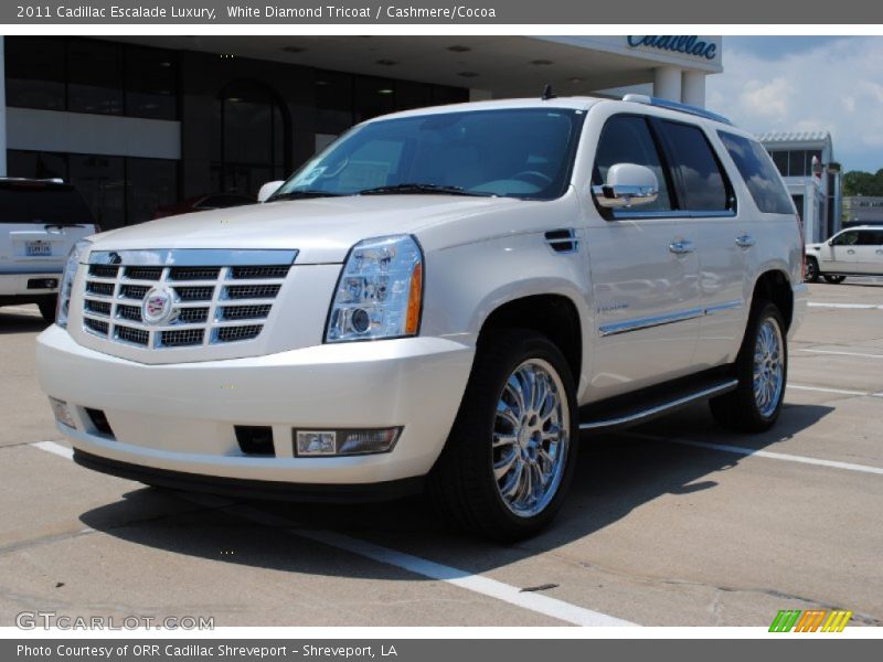 Front 3/4 View of 2011 Escalade Luxury