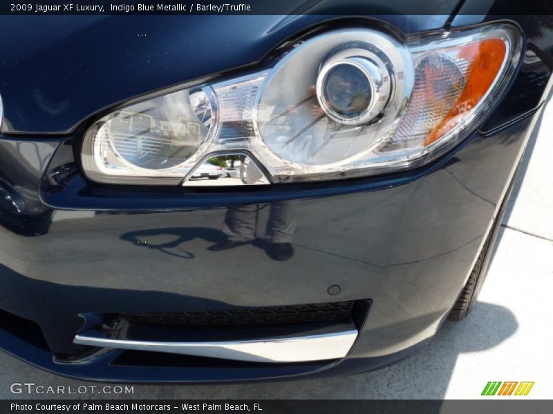 Indigo Blue Metallic / Barley/Truffle 2009 Jaguar XF Luxury