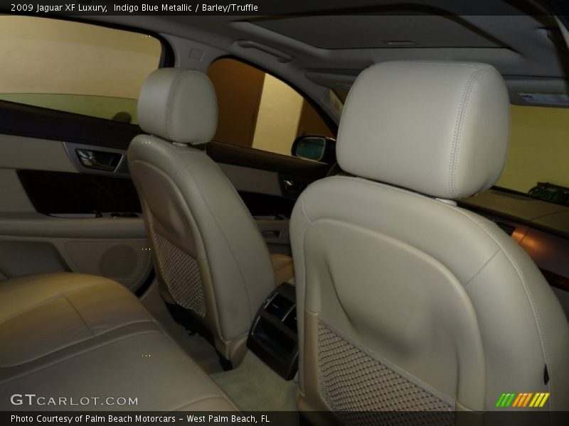 Indigo Blue Metallic / Barley/Truffle 2009 Jaguar XF Luxury