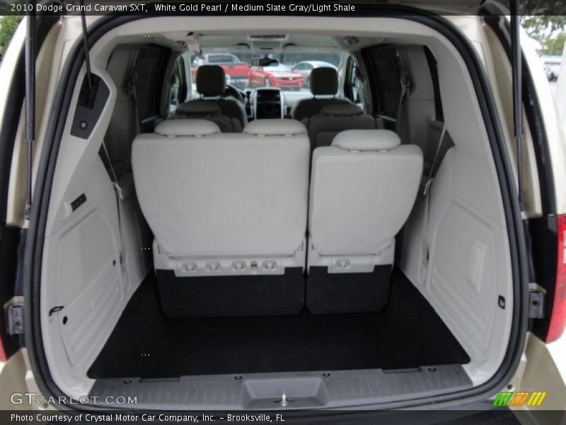 White Gold Pearl / Medium Slate Gray/Light Shale 2010 Dodge Grand Caravan SXT