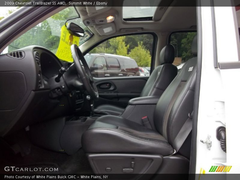 Summit White / Ebony 2009 Chevrolet TrailBlazer SS AWD