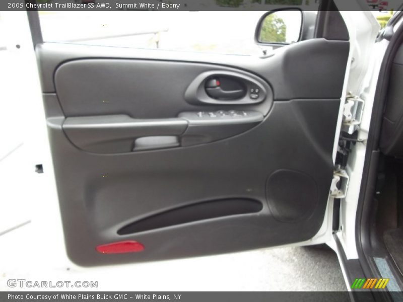 Summit White / Ebony 2009 Chevrolet TrailBlazer SS AWD