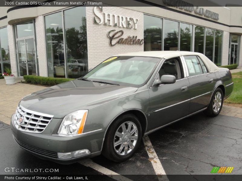 Titanium Metallic / Titanium 2006 Cadillac DTS Luxury