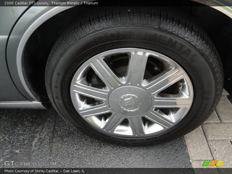 Titanium Metallic / Titanium 2006 Cadillac DTS Luxury