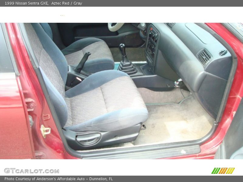 Aztec Red / Gray 1999 Nissan Sentra GXE