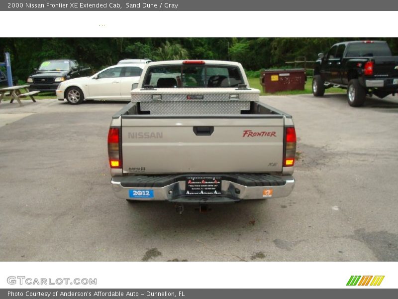 Sand Dune / Gray 2000 Nissan Frontier XE Extended Cab