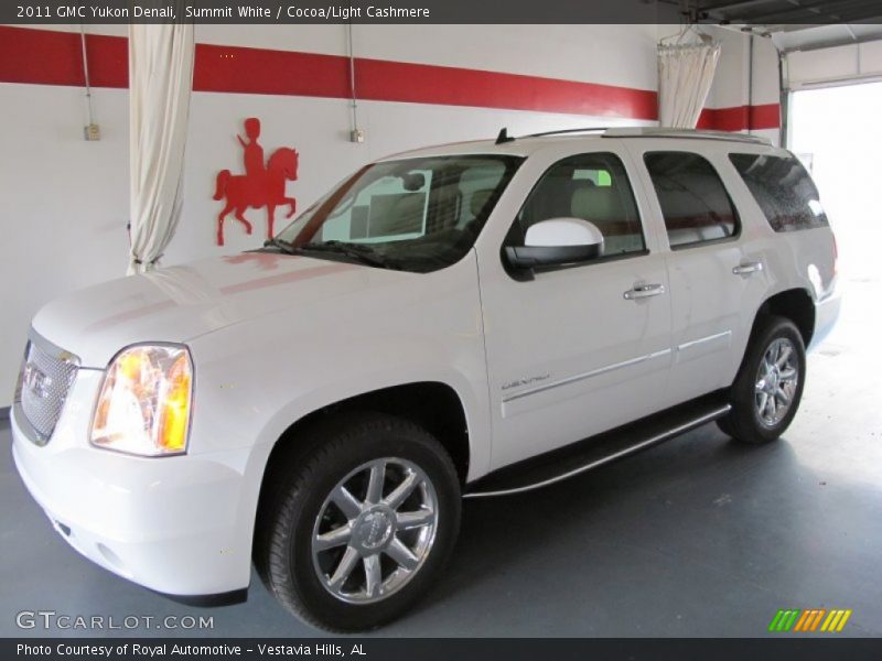 Summit White / Cocoa/Light Cashmere 2011 GMC Yukon Denali