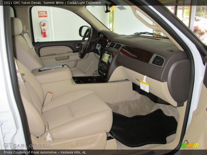Summit White / Cocoa/Light Cashmere 2011 GMC Yukon Denali