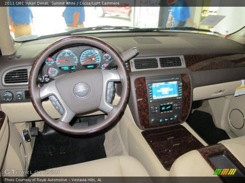 Summit White / Cocoa/Light Cashmere 2011 GMC Yukon Denali