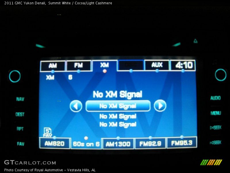 Summit White / Cocoa/Light Cashmere 2011 GMC Yukon Denali