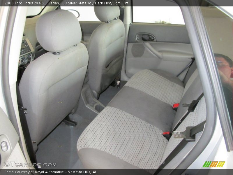 CD Silver Metallic / Dark Flint/Light Flint 2005 Ford Focus ZX4 SES Sedan
