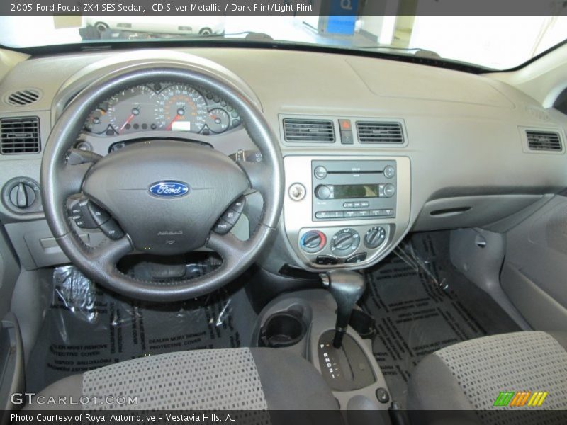 CD Silver Metallic / Dark Flint/Light Flint 2005 Ford Focus ZX4 SES Sedan