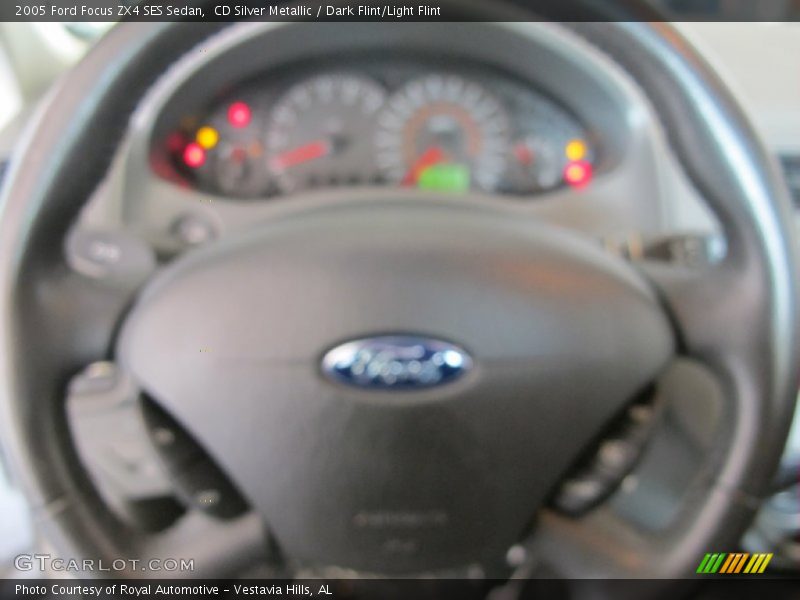 CD Silver Metallic / Dark Flint/Light Flint 2005 Ford Focus ZX4 SES Sedan