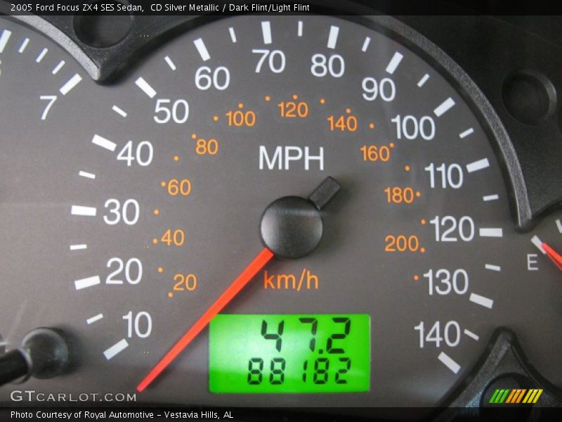 CD Silver Metallic / Dark Flint/Light Flint 2005 Ford Focus ZX4 SES Sedan