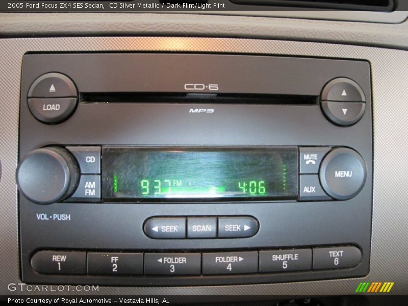 CD Silver Metallic / Dark Flint/Light Flint 2005 Ford Focus ZX4 SES Sedan